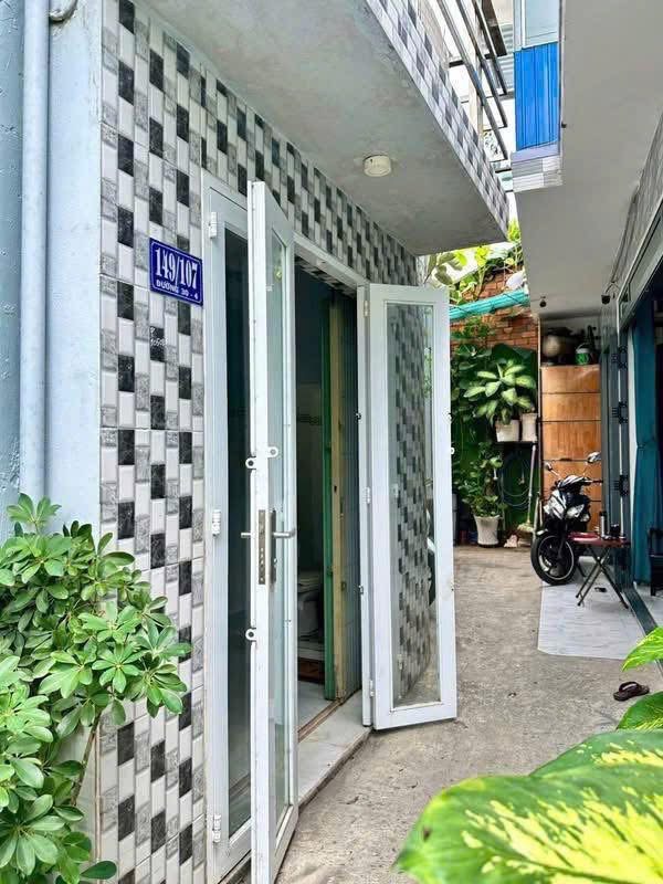 Nhà trệt lầu giá rẻ kế bên chợ Xuân Khánh - Hẻm 149 đường 30/4 phường Ninh Kiều, Cần Thơ