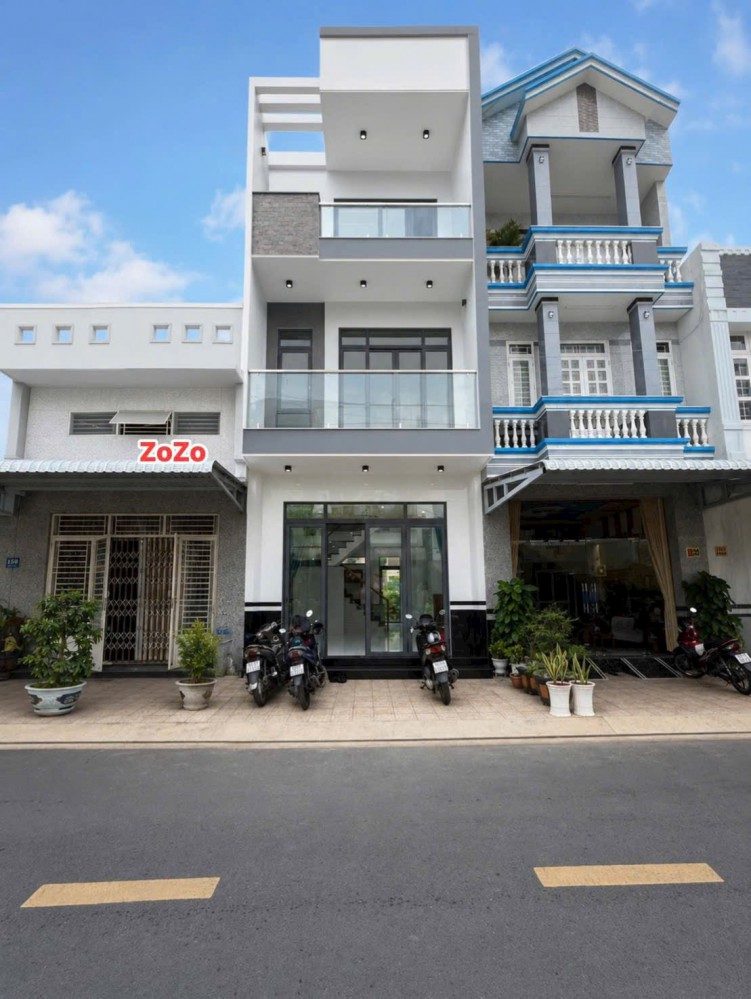 Chính chủ bán nhà 1 trệt 2 lầu Mặt Tiền Ngô Thì Nhậm, TP. Cần Thơ