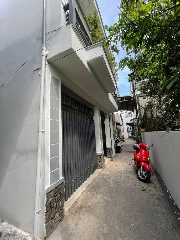 Nhà trệt lầu.Hẻm đường 30/4 Cần Thơ