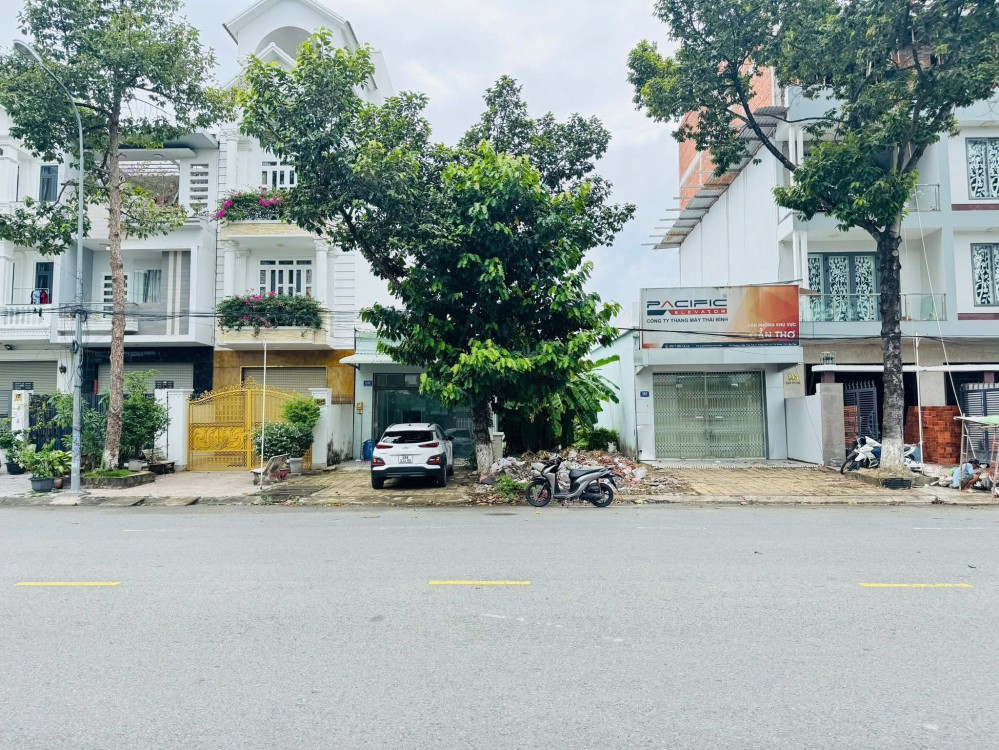 Nền đường Trần Văn Trà (Đường A3) khu dân cư Hưng Phú 1, phường Hưng Phú, TP Cần Thơ - Chưa qua A6