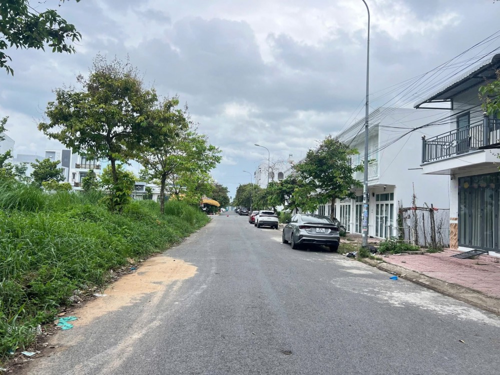 Cần bán cặp nền đường B39, KDC 91B GĐ3, Tân An, Cần Thơ. Đối diện công viên, hướng Đông Nam, giá tốt đầu tư.
