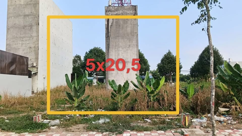 Bán nền diện tích lớn 102,5m2 , KDC Hồng Loan 5C, Cần Thơ