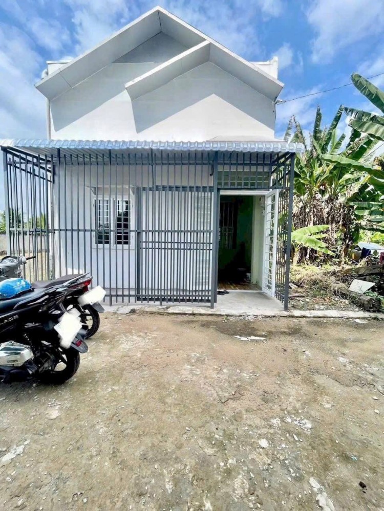 Bán Nhà Trệt Lững KDC Đồng Quê đường Nguyễn Văn Linh , Phường Long Tuyền, Cần Thơ - Cách Đại Học y dược 5km