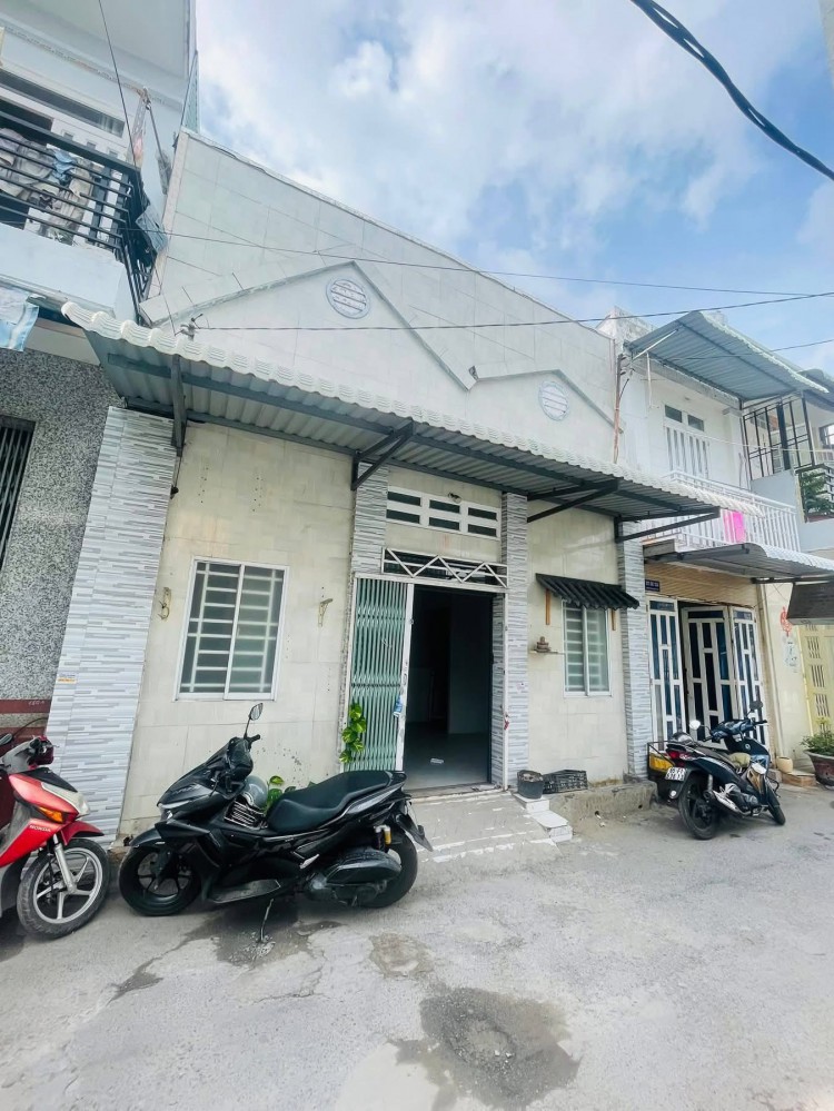 NHÀ TRỆT LỬNG HOÀN CÔNG, HẺM NHÁNH 311, GẦN CHỢ TRẦN VIỆT CHÂU ĐƯỜNG THÔNG