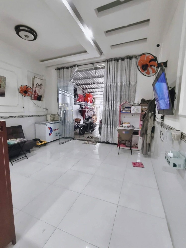 NHÀ TRỆT SIÊU RỘNG Ô TÔ NGỦ TRONG NHÀ HẺM 127 VÕ VĂN KIỆT