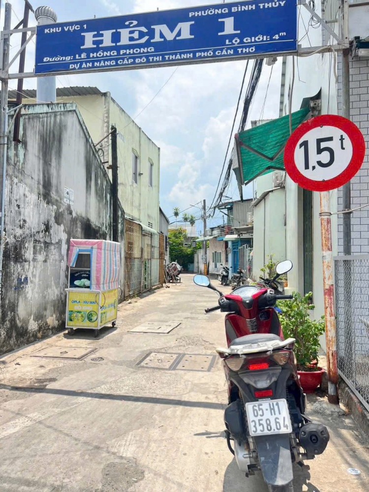 Bán nhà trệt lầu đúc hẻm 1 Lê Hồng Phong gần kế chợ Bình Thuỷ, TPCT