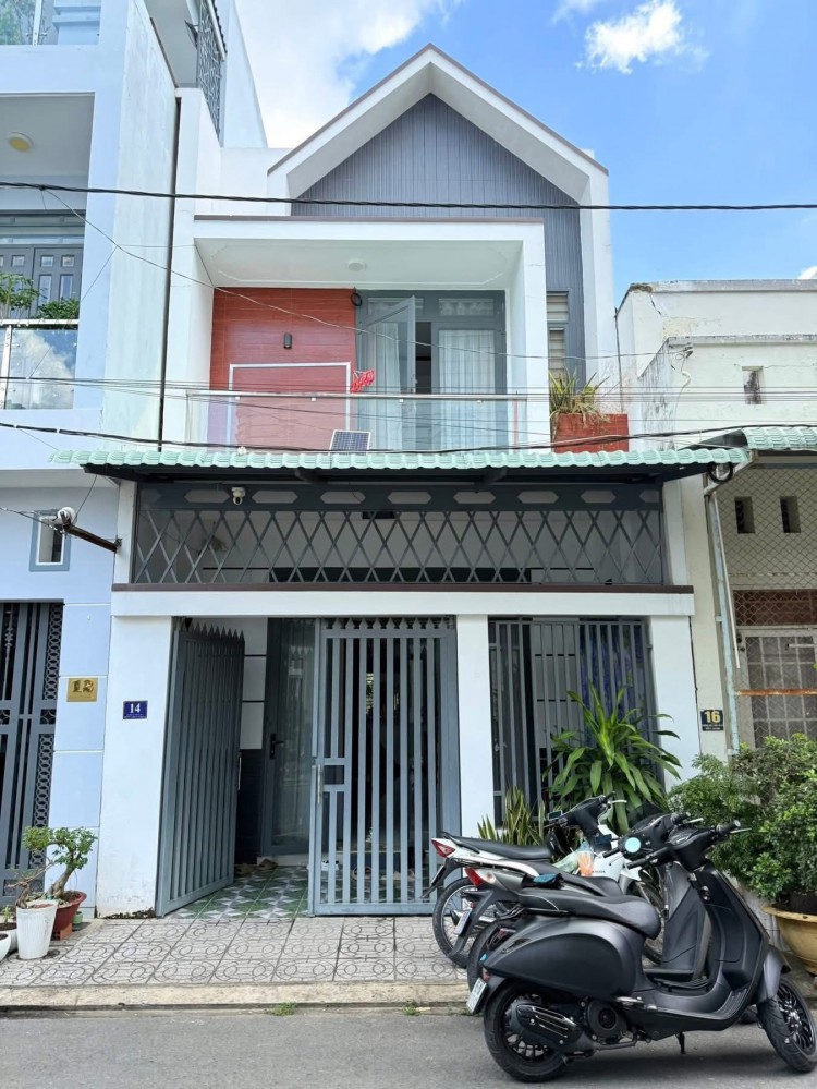 NHÀ 1 TRỆT 1 LẦU HOÀN CÔNG RỘNG RÃI THIẾT KẾ ĐẸP NGAY TRUNG TÂM - KDC HỒNG PHÁT, PHƯỜNG AN BINH.