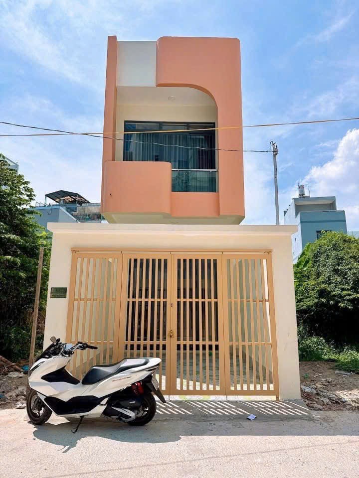 NHÀ TRỆT LẦU HOÀN CÔNG RỘNG RÃI  GẦN ĐH Y DƯỢC - TRỤC NHÁNH KDC ĐẠI NGÂN, PHƯỜNG TÂN AN (CÁCH ĐƯỜNG NGUYỄN VĂN CỪ 80M).
