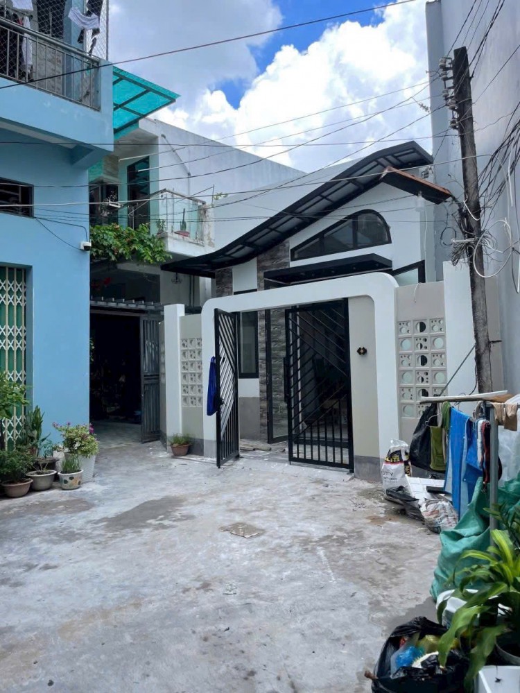 Bán nhà trệt mới full nội thất hẻm 8 Mậu Thân, Cần Thơ