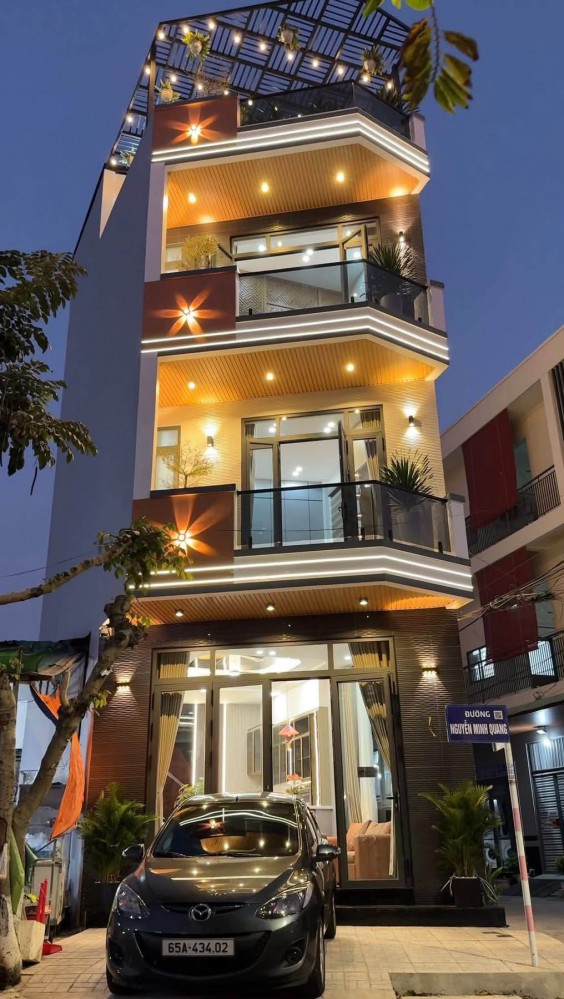 NHÀ 2 LẦU + SÂN THƯỢNG GÓC 2 MẶT TIỀN ĐƯỜNG NGUYỄN MINH QUANG & HẺM 2  KHU DÂN CƯ THỚI NHỰT 1 - P. TÂN AN - TP CẦN THƠ GẦN TRƯỜNG ĐẠI HỌC Y DƯỢC