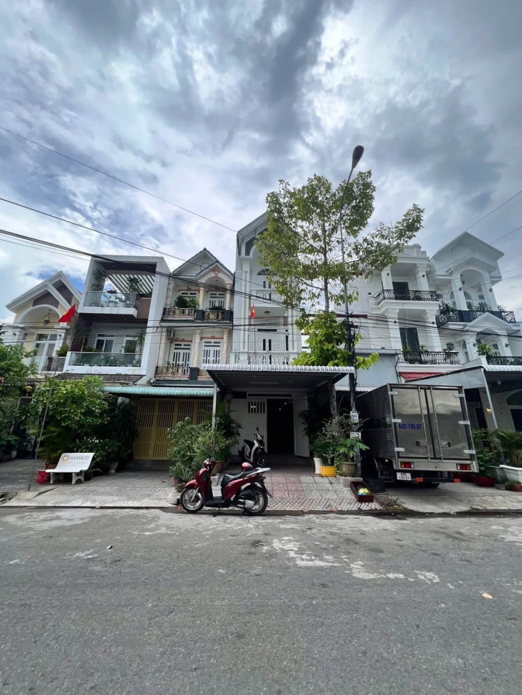BÁN NHÀ 1 TRỆT 2 LẦU XÂY Ở RẤT KIÊN CỐ VÀ GIÁ TỐT KDC BÌNH NHỰT - ĐƯỜNG VÕ VĂN KIỆT KẾT BÊN SIÊU THỊ AEON MALL