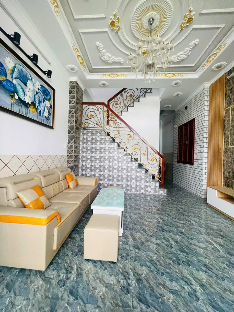 Bán nhanh nhà Trệt Lầu giá tốt H. liên tổ Nguyễn Văn Cừ, Gần DHYD Cần Thơ.