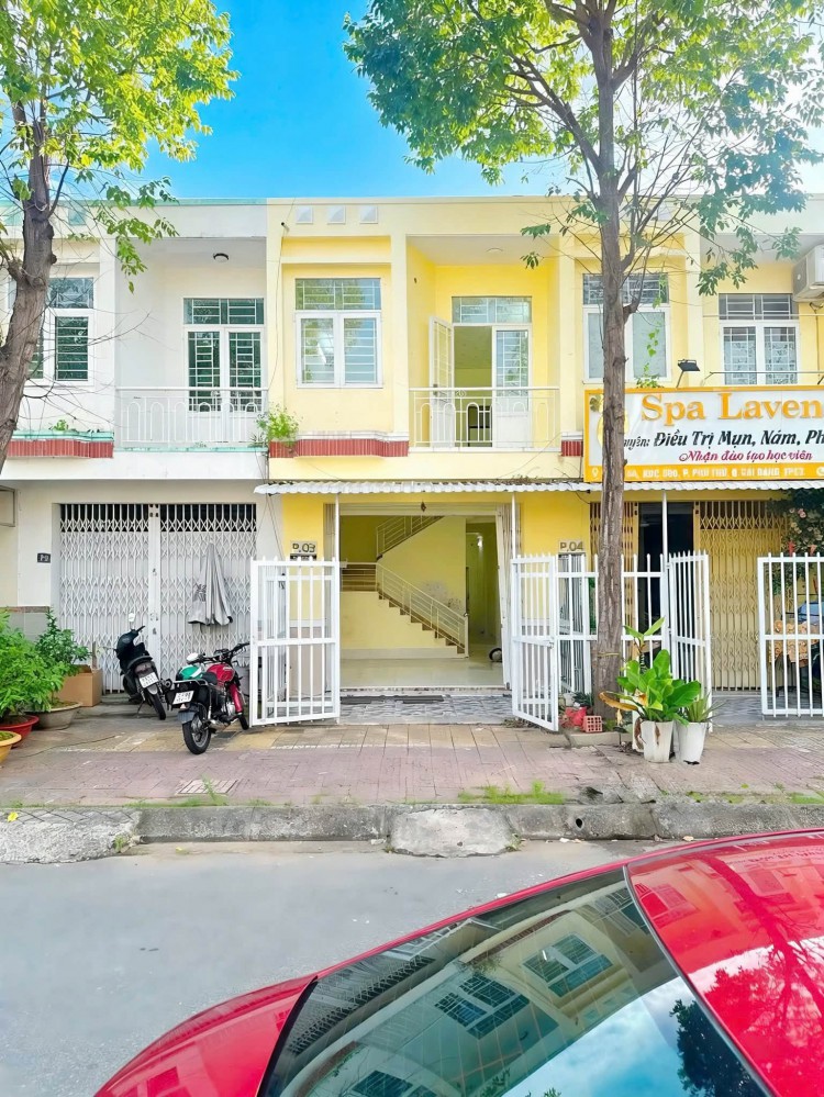 BÁN NHÀ ĐƯỜNG 44  NGAY CHỢ PHÚ THỨ - KDC 586