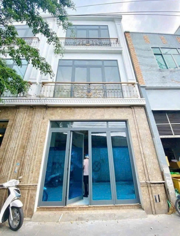 CHỦ GỬI CHO THUÊ NHÀ 1 TRỆT 2 LẦU HẺM 876 TRẦN NAM PHÚ CẦN THƠ