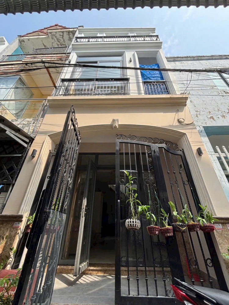 Bán nhà 1 trệt 1 lầu hẻm 146 Hoàng Quốc Việt phường An Bình Tp. Cần Thơ.