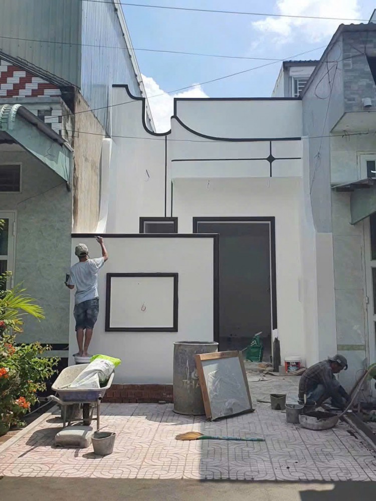 Nhà trệt mới đang hoàn thiện KDC Phú An