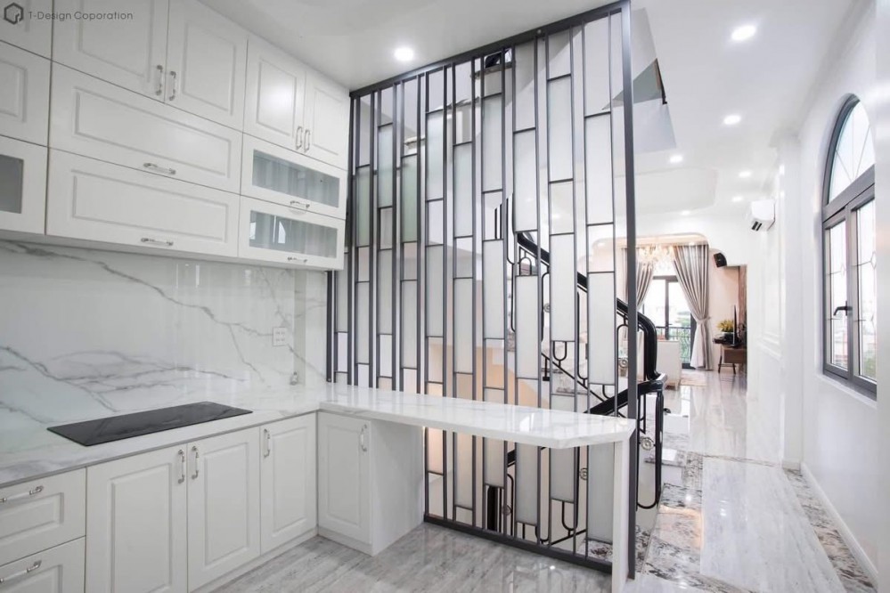Bán nhà 1 trệt 4 lầu mặt tiền 30/4 ( đoạn gần hồ Mạc Thiên Tích ), p. An phú, q. Ninh kiều, TP Cần Thơ