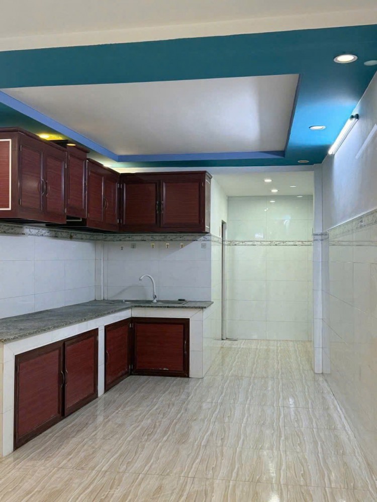 Cần Bán nhà 1 trệt 1 lầu, hẻm 125, đường Nguyễn Văn Cừ