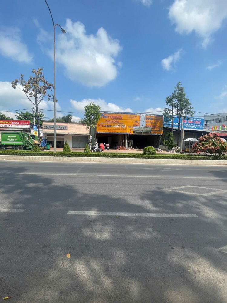 MẶT TIỀN NGUYỄN VĂN CỪ – TRỤC KINH DOANH SẦM UẤT BẬC NHẤT CẦN THƠ