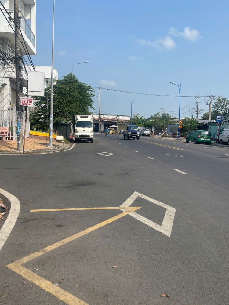 Dãy Trọ 8 Phòng 2 Mặt Tiền Hoàng Quốc Việt – Có Dòng Tiền Sẵn, Chỉ 12.5 Tỷ!