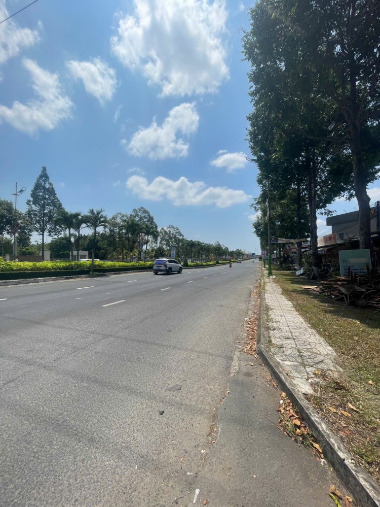 Ngang 9m Hiếm Có – Mặt Tiền Võ Văn Kiệt Chỉ 5,8 Tỷ