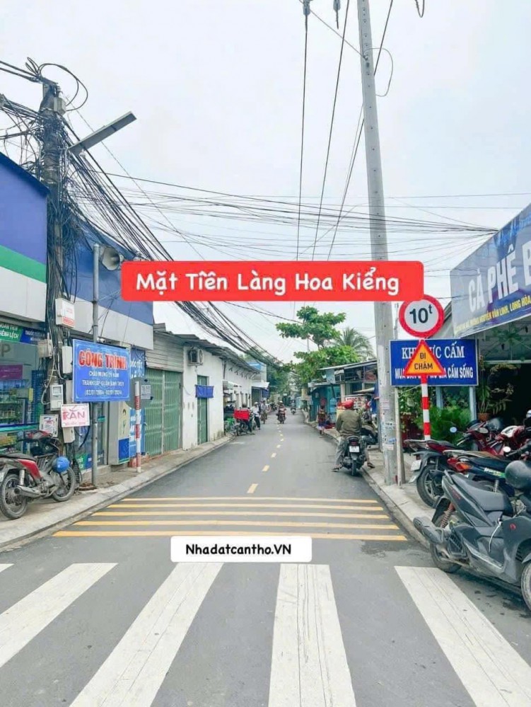 Bán 2 nền 200m2 đất Mặt Tiền Làng Hoa Kiểng