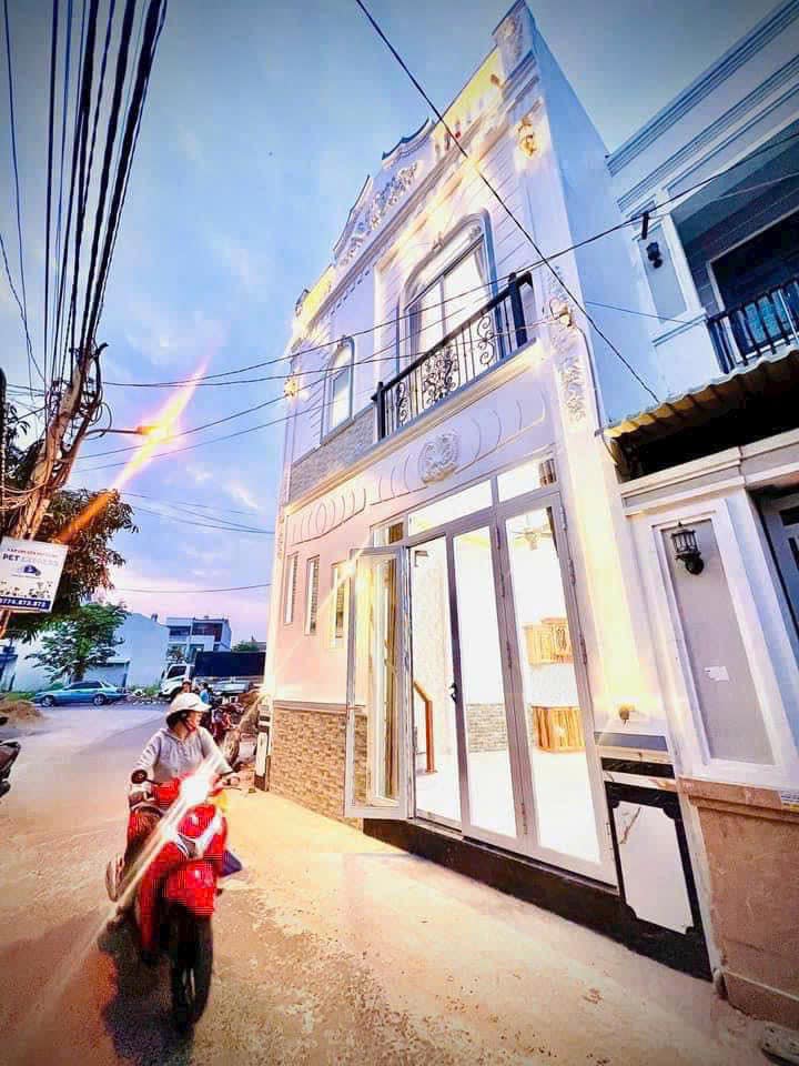 Chính chủ bán nhà giáp kdc đại ngân cách 1 nền mặt tiền